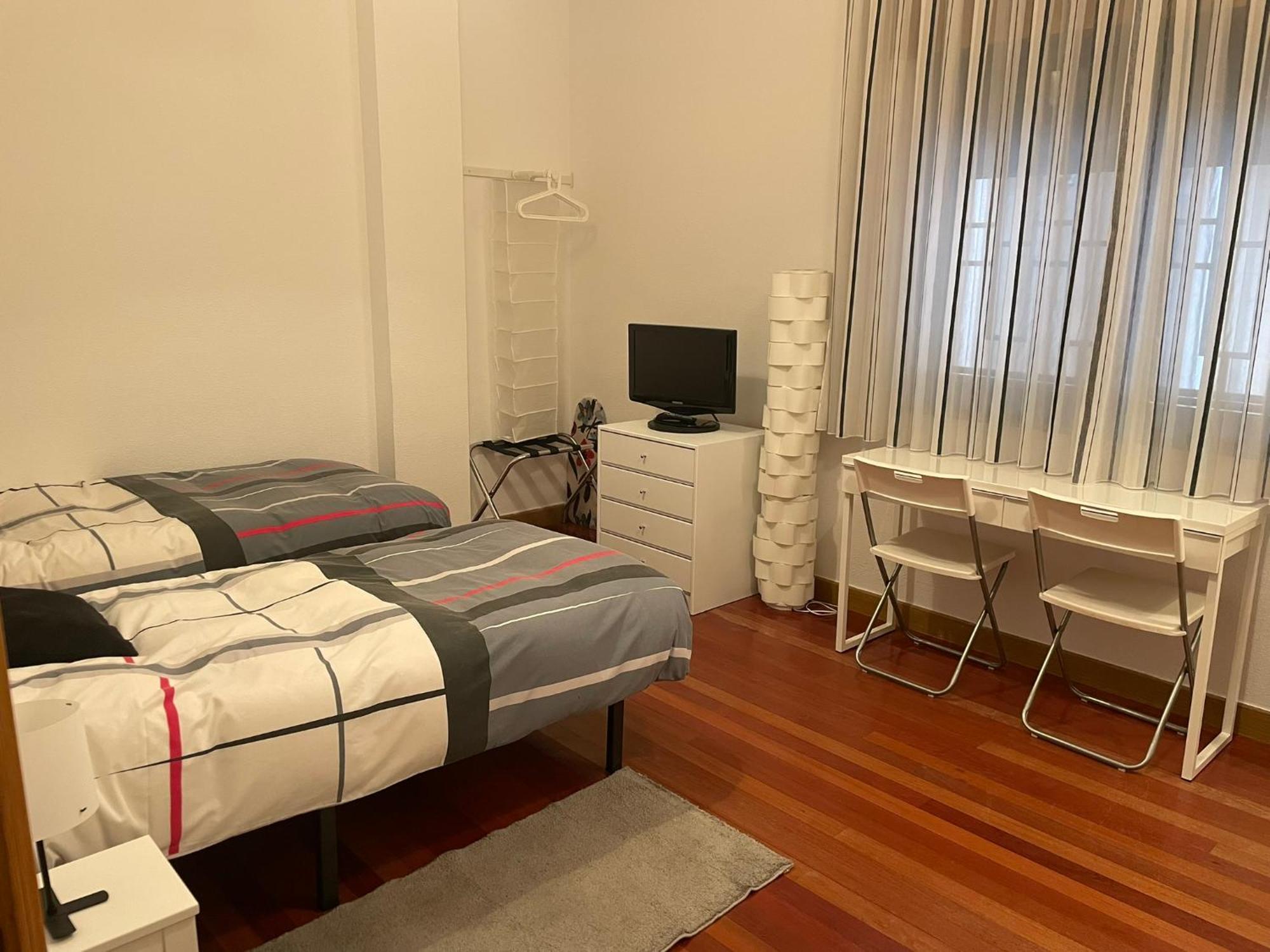 Las 5 Bes- Estudio Bed&Breakfast Valladolid Exterior photo